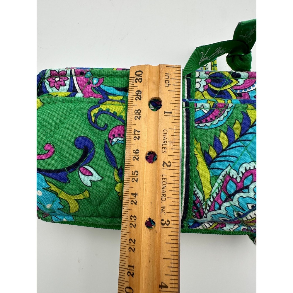 Vera Bradley All In One Crossbody Green Emerald Paisley Quilted Cotton Wristlet - Picture 11 of 16
